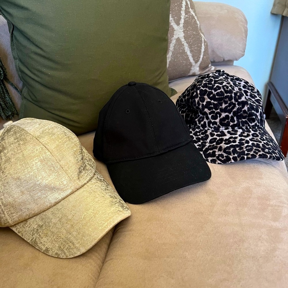 Stylish Ball caps  all 3 Black, Gold, Leopard